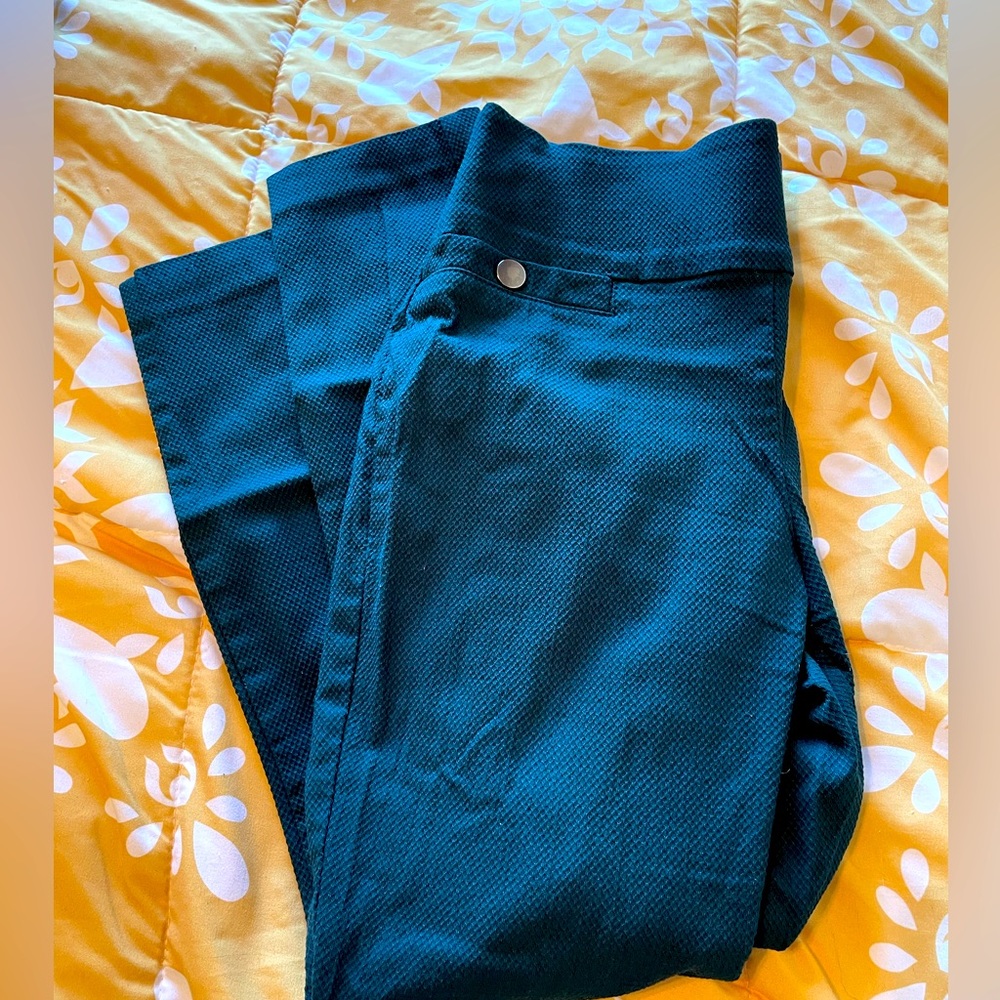 Maurice’s business leggings
